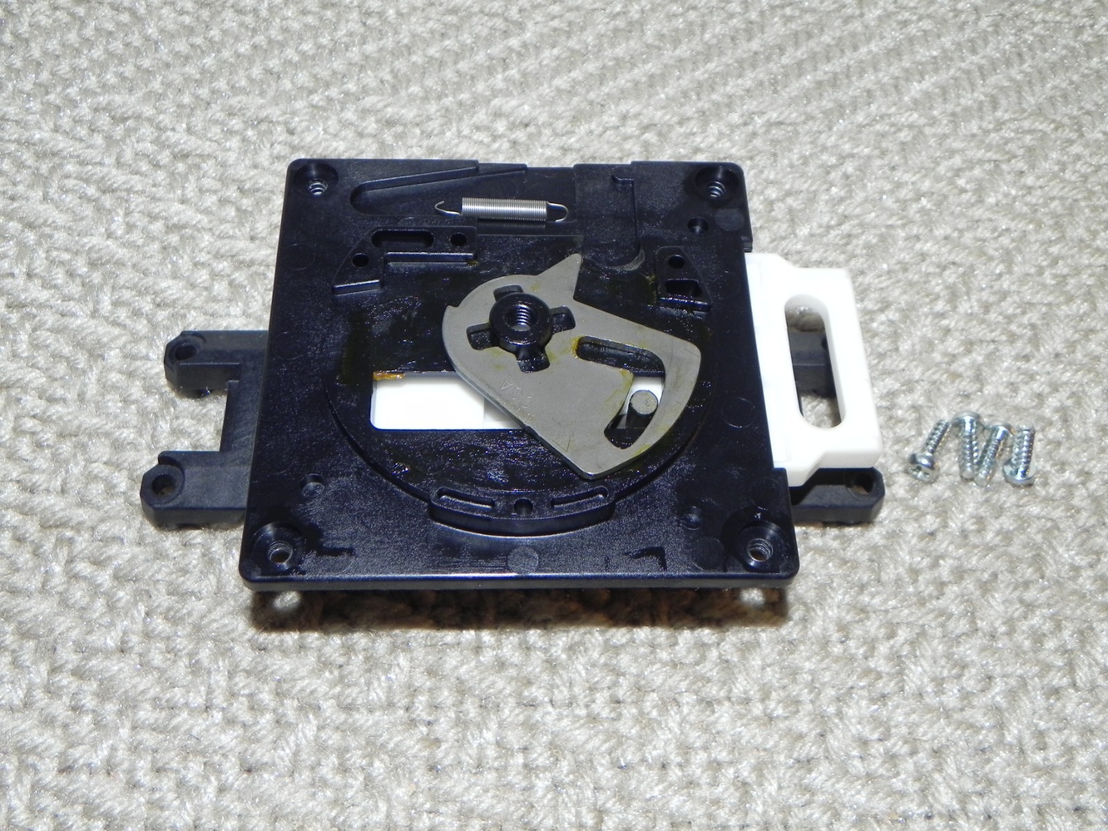 FUJI BW9NOCA ELECTRIC EXTERNAL OPERATING SWITCH Base, screws, spring