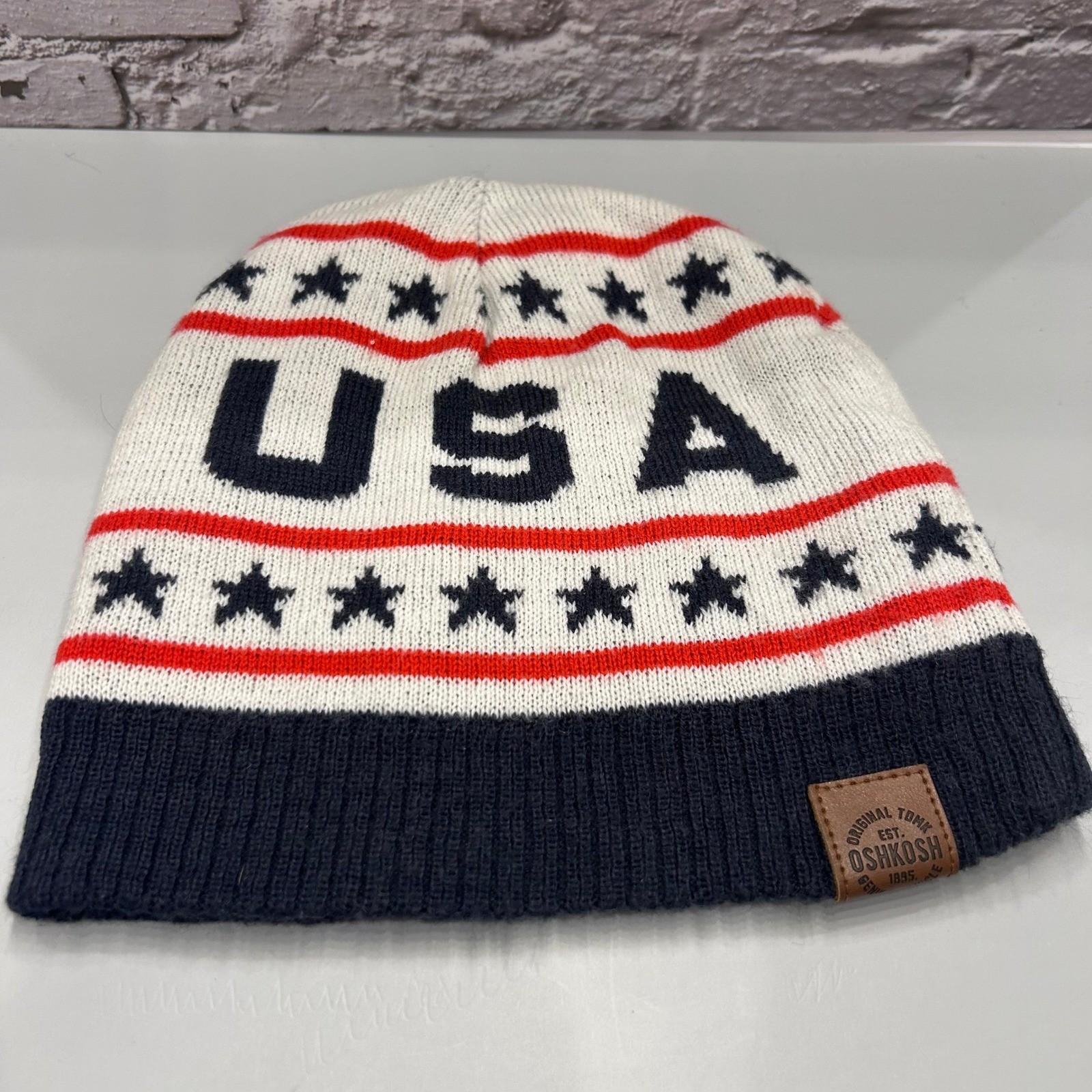 OshKosh B'gosh Beanie Hat Kids Size 4-7 White Navy USA Stars Patriotic Knit