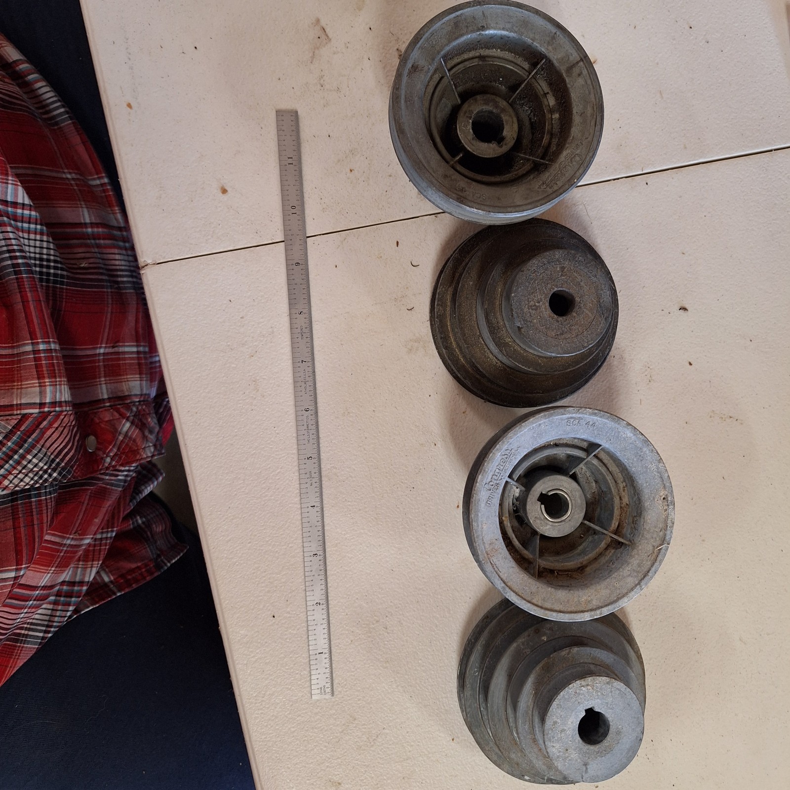 Congress -Browning or unlabeled 4 Belt Pulley - Silver