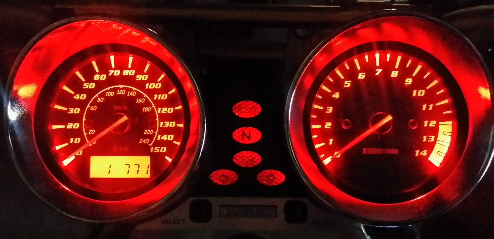 led clock upgrade kit lightenUPgrade RED SUZUKI BANDIT 600 mk2