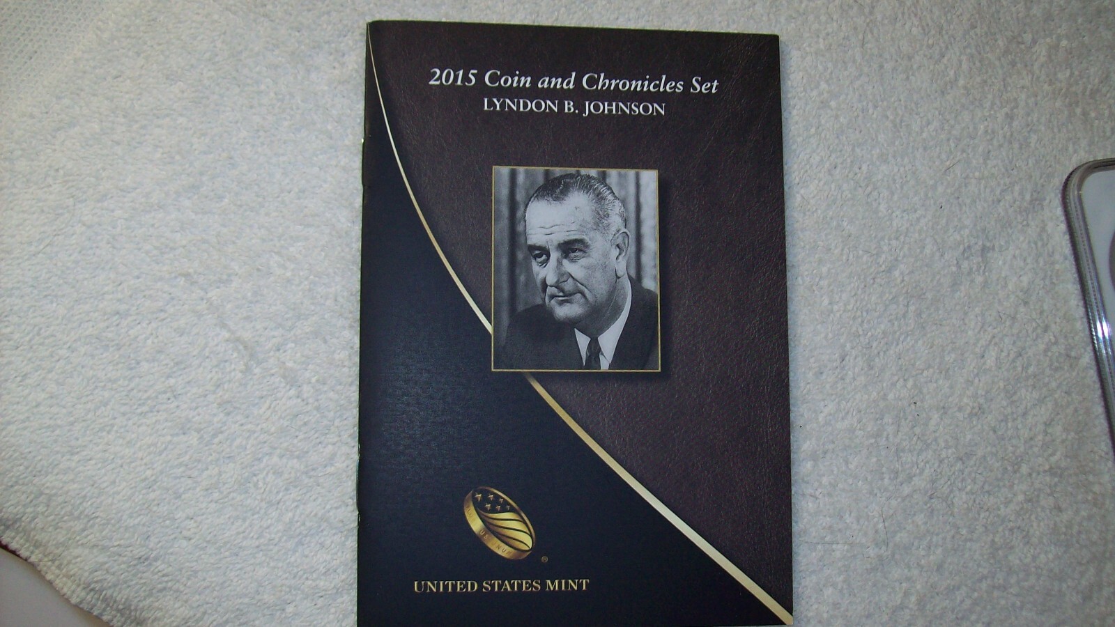 2015 LYNDON B.JOHNSON  COIN AND CHRONICLES SET BOOKLET