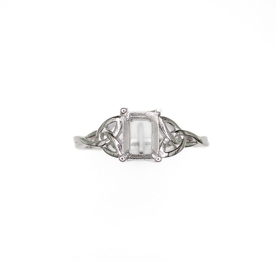 7 x 5 mm Emerald Cut Celtic Trinity Knot Solitaire Ring Setting Sterling Silver