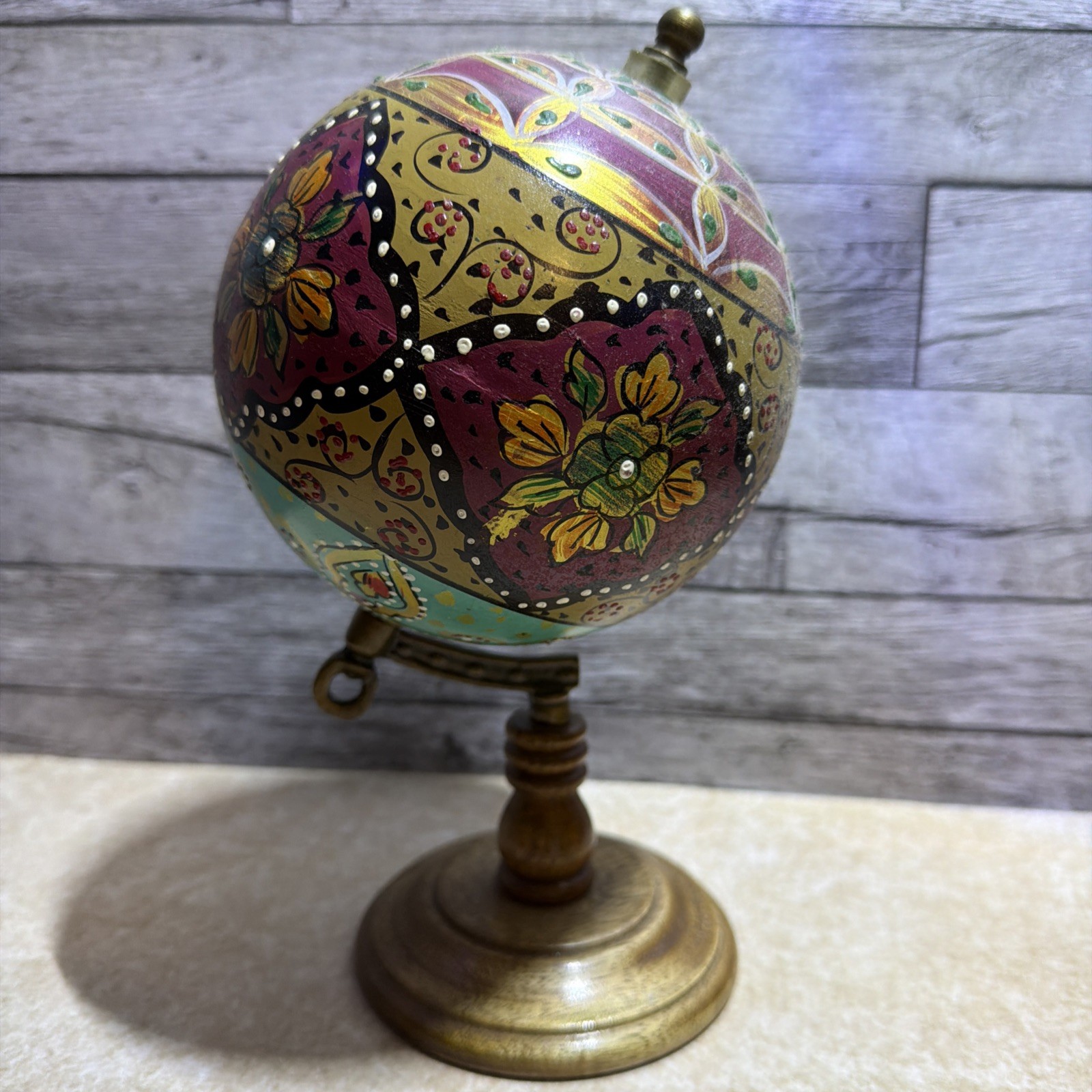 Deco 79 Wood Floral Globe Sculpture 7” Modern Tabletop Decor 94462