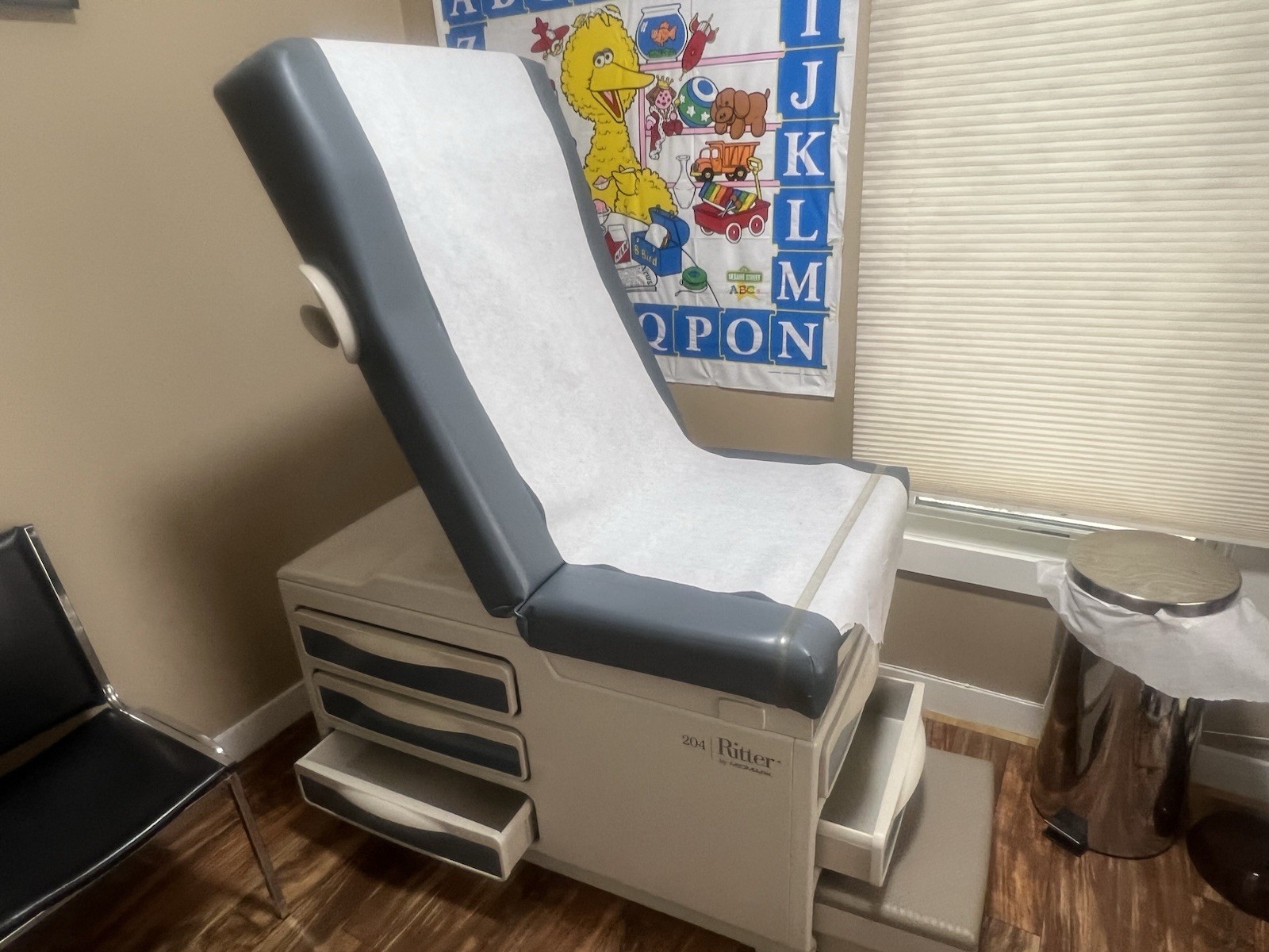 midmark ritter 204 exam table