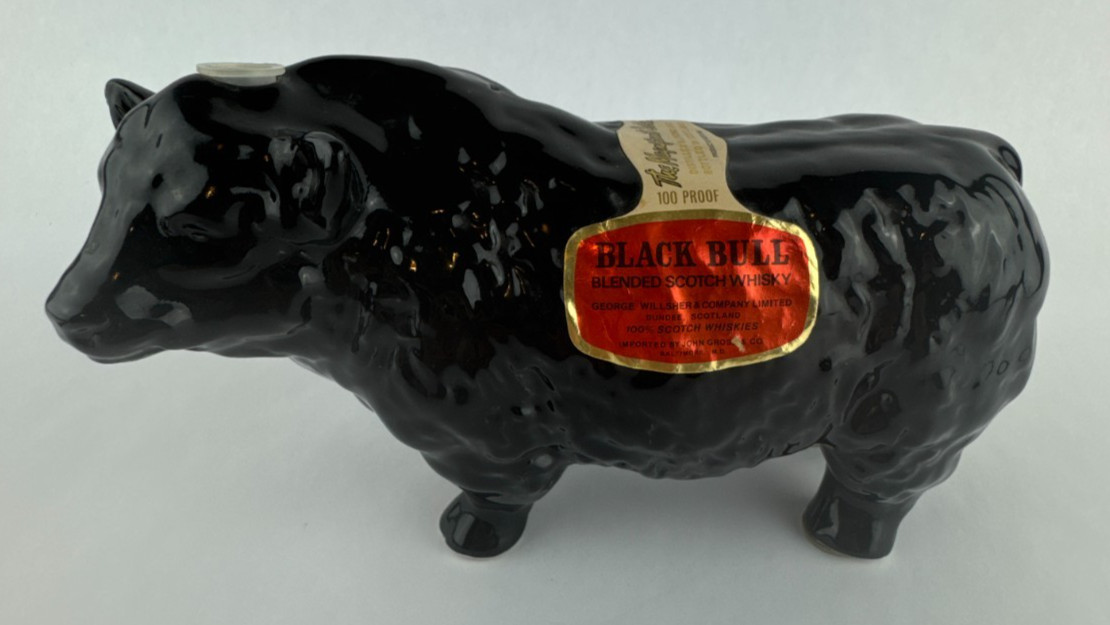 Willsher's Black Bull Scotch Whiskey Decanter Liquor Bottle W/ Plug Label Vtg