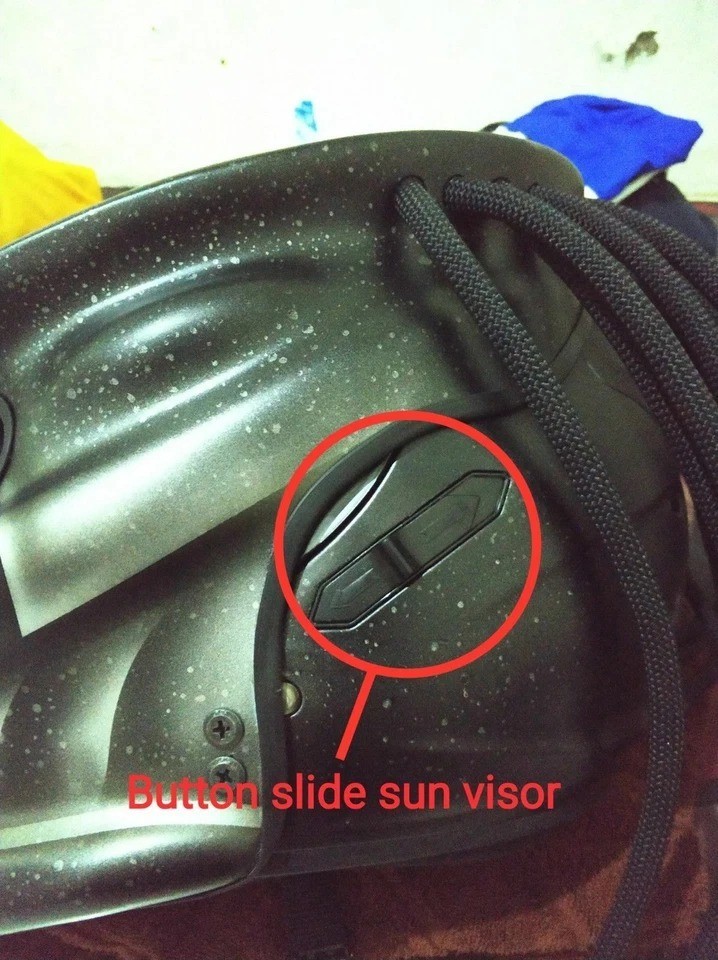 TOP INTERNATIONAL PREDATOR MOTORCYCLE HELMET LINE STYLE ((DOT & ECE CERTIFIED))