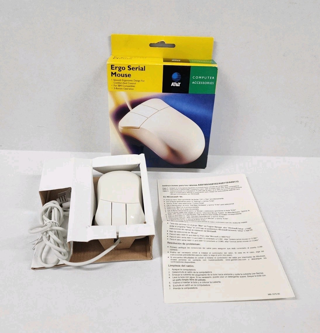 Vintage AT&T 3 Button Ergo Serial Mouse (Model A68110)