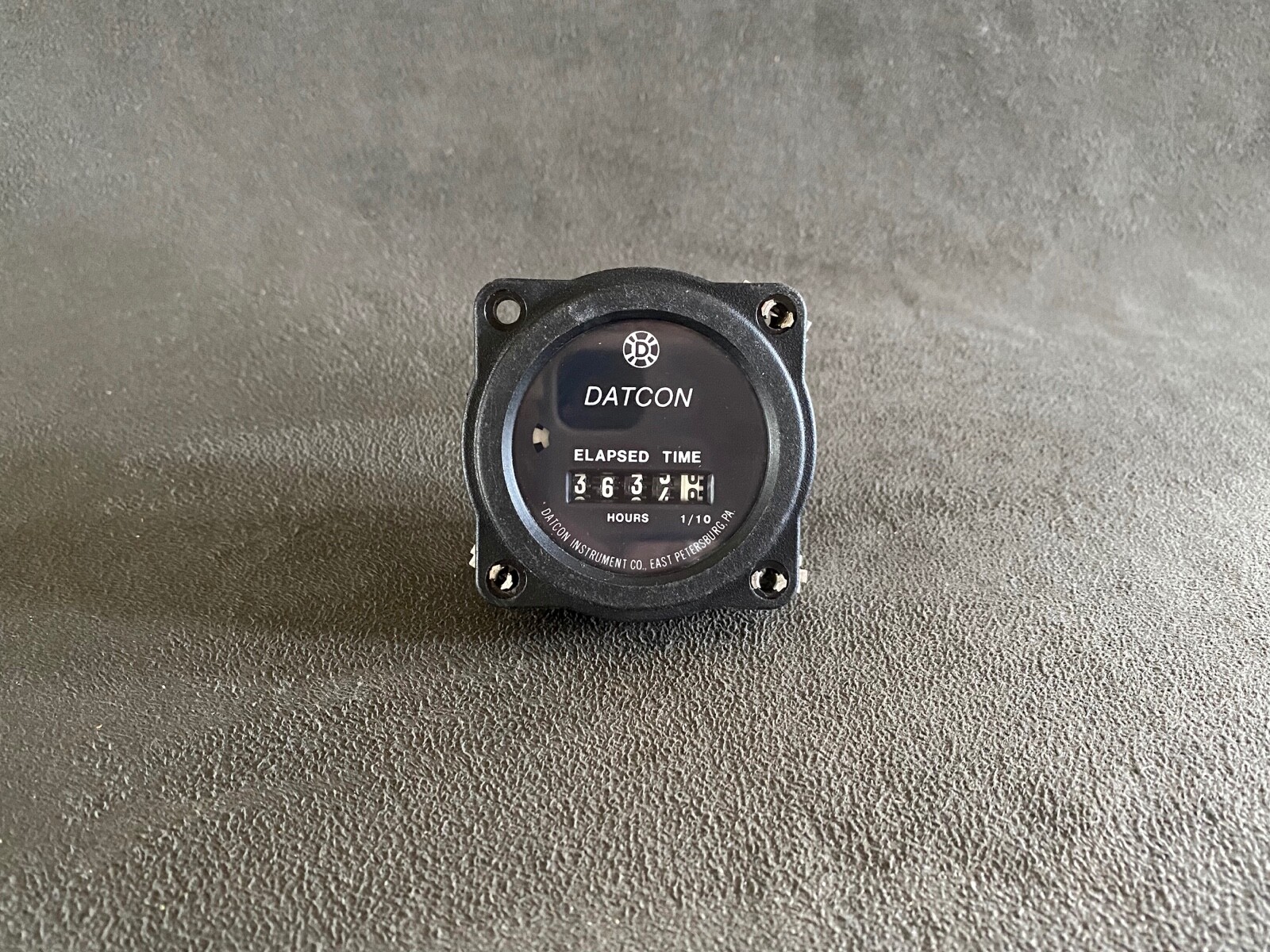 Datcon Elapsed Time Hours Indicator 773 Volts 4/40