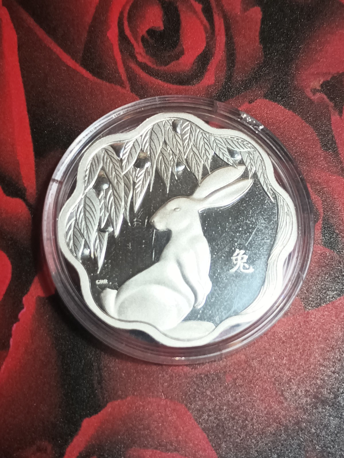 2011 0.8 OUNCE $15 .999 FINE SILVER CANADA YEAR OF THE RABBIT QUEEN ELIZABETH II