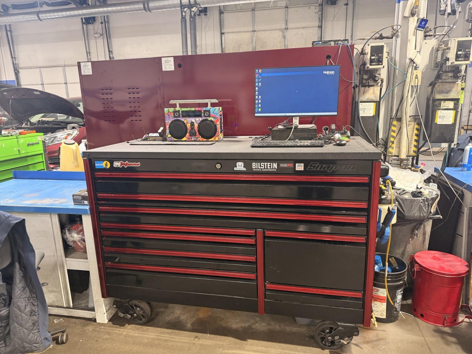 snap on tool box, tools are not included