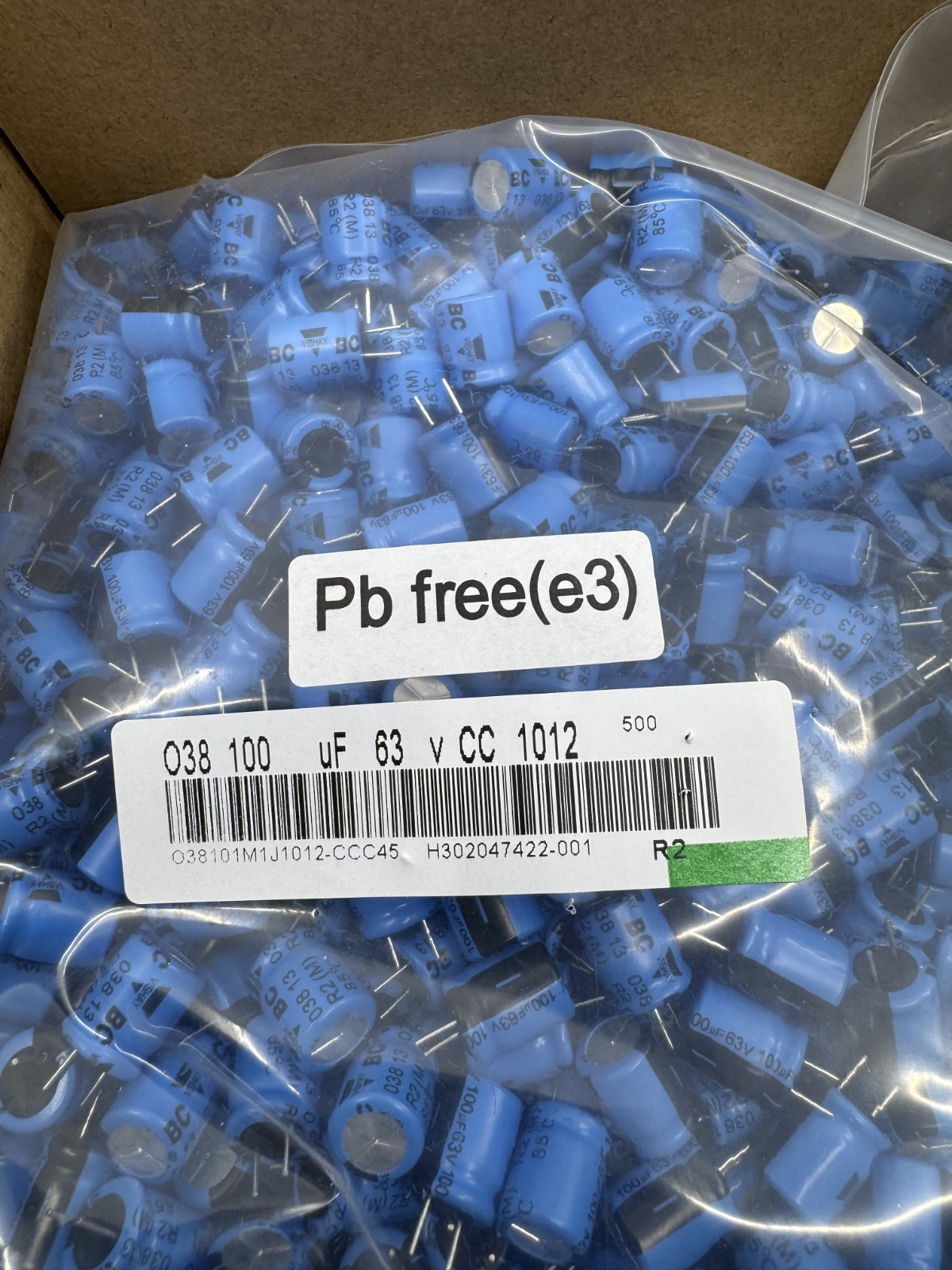 50X MAL203868101E3 VISHAY Aluminum Electrolytic Capacitor 100uF 63V Radial 10x12