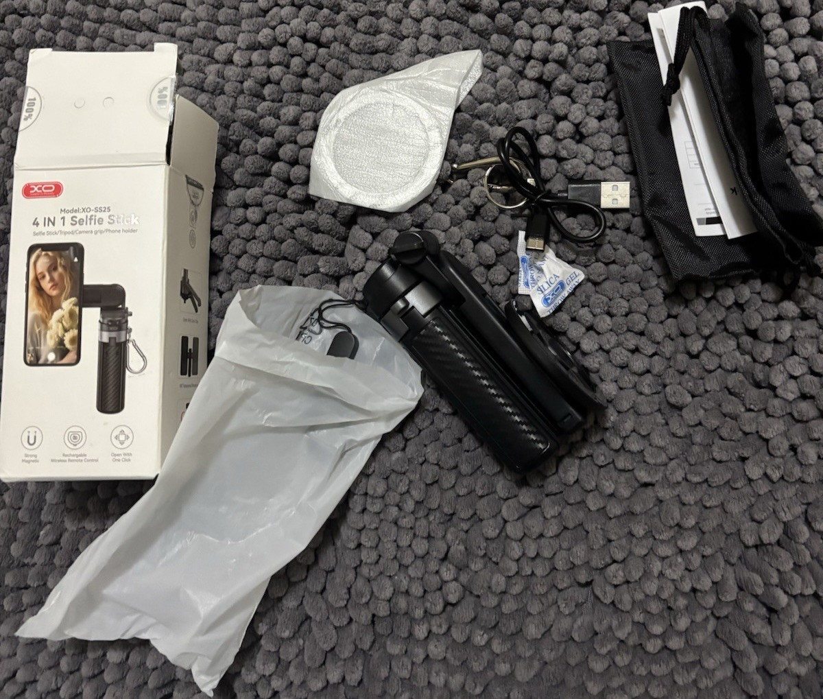 XO XO-SS25 4-in-1 Smartphone Selfie Stick Tripod Remote 360 Foldable 40cm