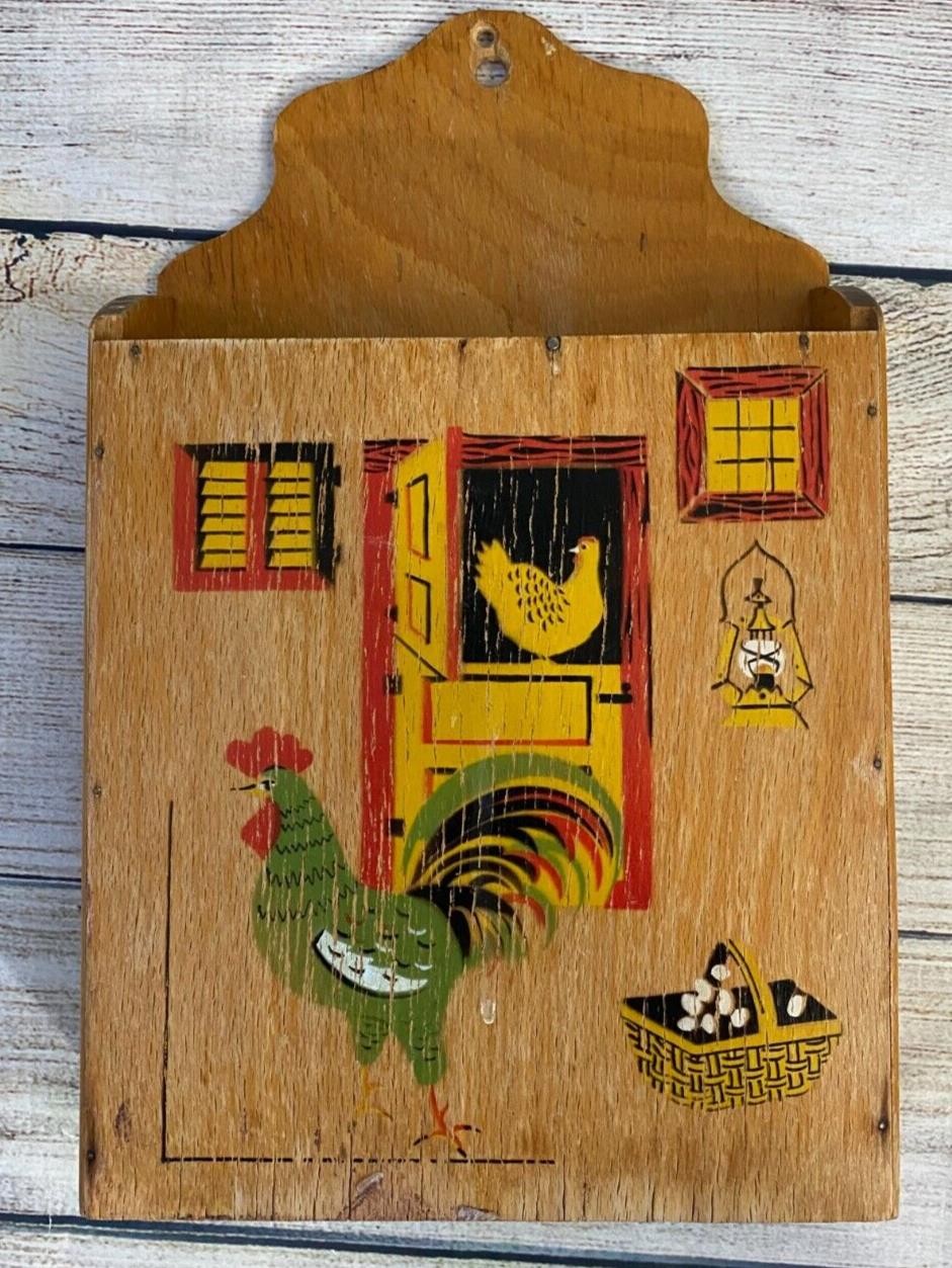 Vintage Nevco Knifesaver Wooden Knife Holder Wall Mount Rooster Hen Barnyard