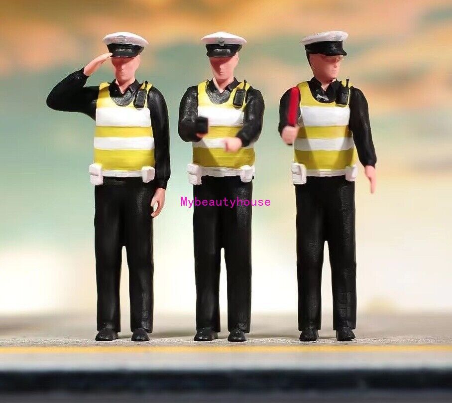 1:64 Painted Figure Model Miniature Resin Diorama Sand Traffit Policeman Man Toy