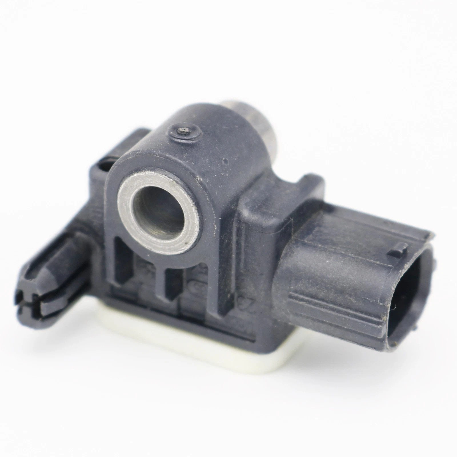NEW Front Sensor For Nissan 985813JA0A 98581-3JA8A