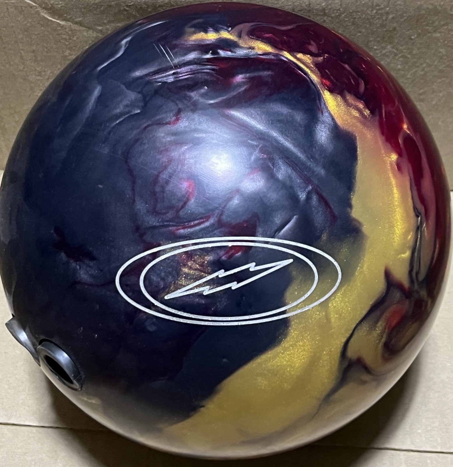 Storm Incite 15 lb Bowling ball Used