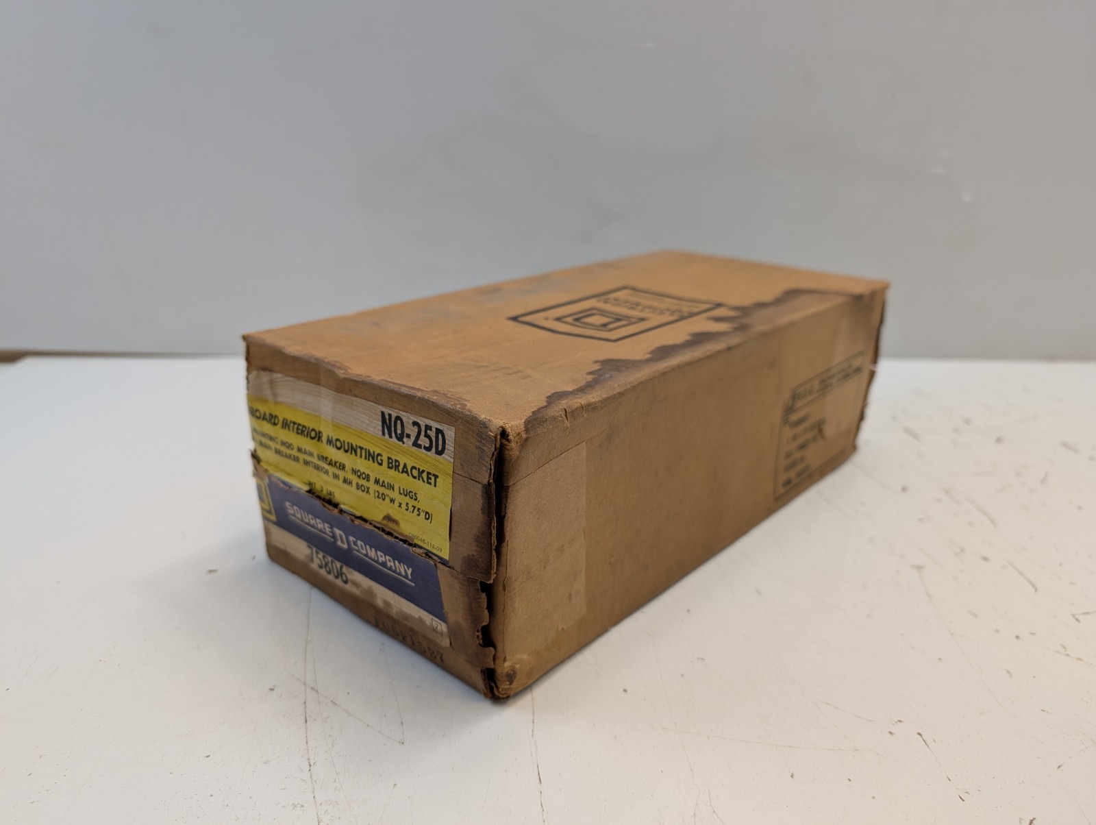 SQUARE D NQ25D Panelboard Interior Mounting Bracket