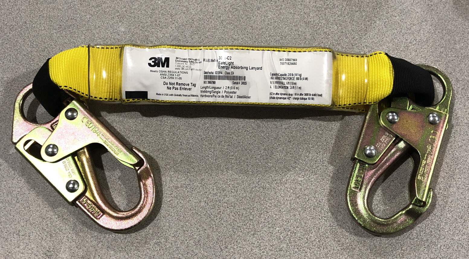 3M 3011-C2 YELLOW 24 INCH SAFELIGHT ENERGY ABSORBING LANYARD