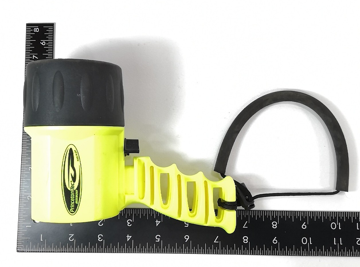 Princeton Tec Miniwave Underwater Scuba Dive Flashlight Light Torch #3465