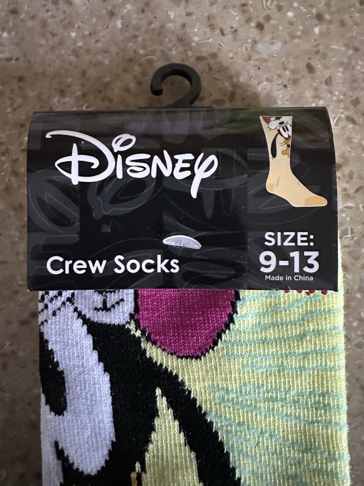 Disney Goofy Crew Socks Size 9-13 New