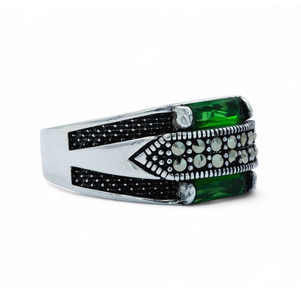 Men's 925 Sterling Silver Emerald Green Gemstone Ring