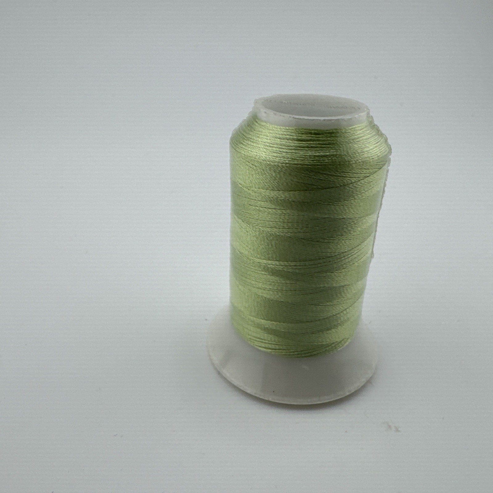 Embroidery Machine Polyester Thread 7 Rolls Assorted Colors 550yds