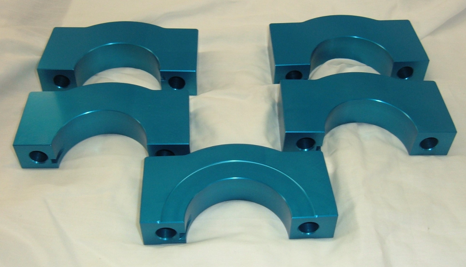 New Billet Alum 440  fits Mopar Main Bearing Caps