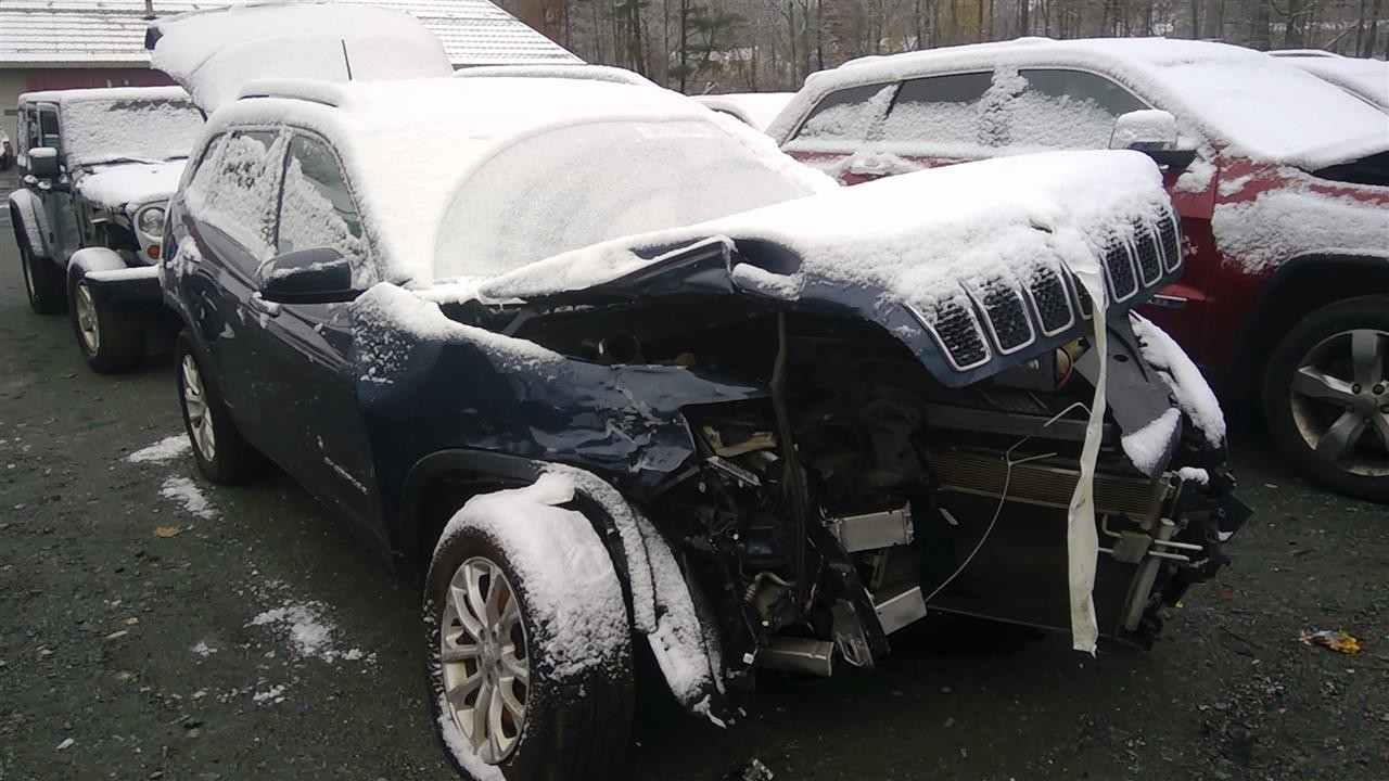 Used Glove Box fits: 2019 Jeep Cherokee Grade A