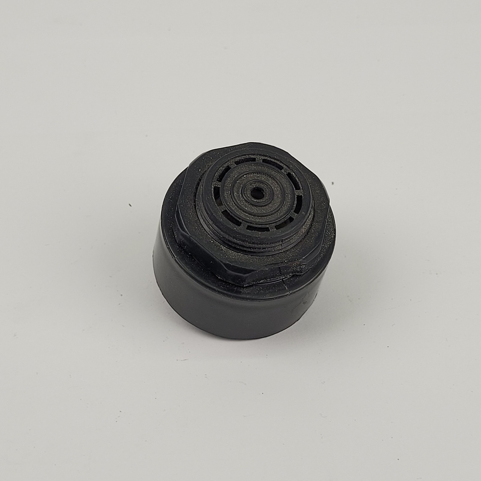 East FM-24A-901A Buzzer, 6-28 Volts, 2.9 kHz - USED