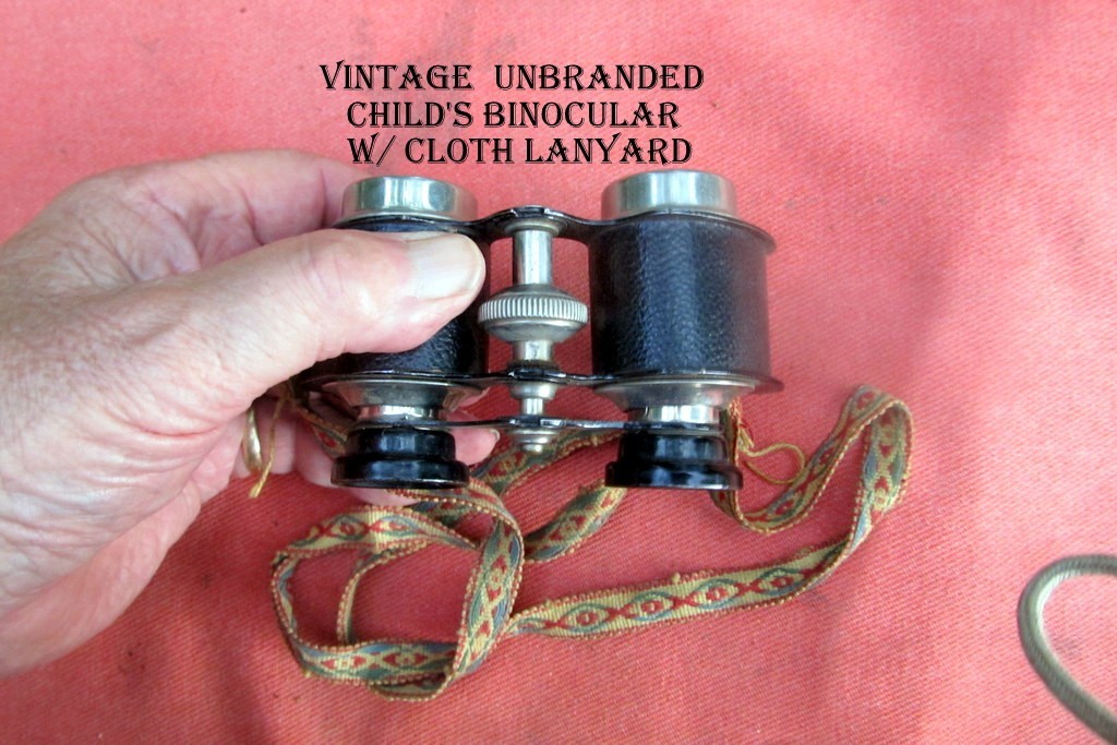 Vtg. Unbranded Child's Binocula r w/Original Cloth Lanyard w/Original Rough Case