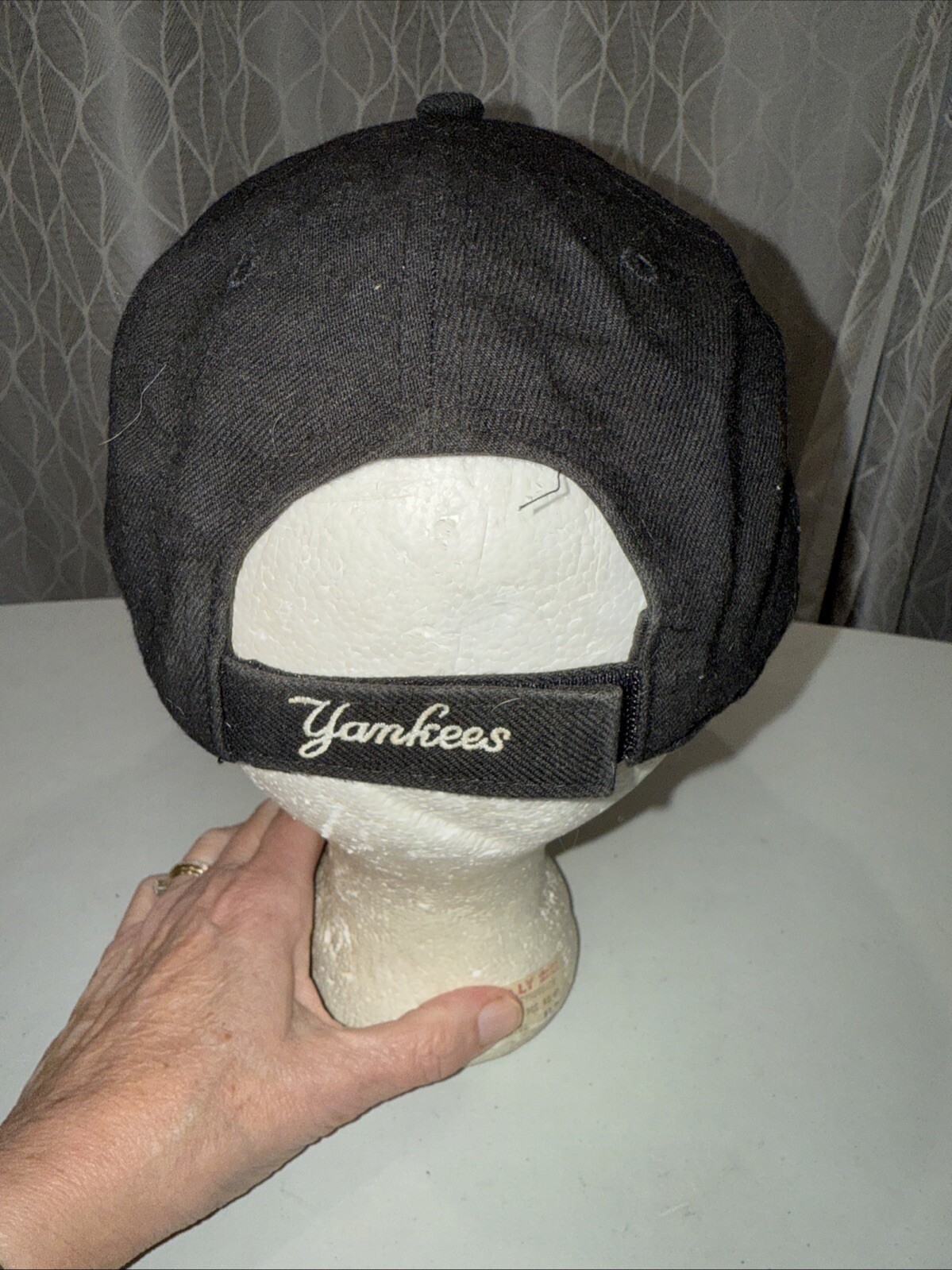 New York Yankees NY Interlocked White on Black Hat Cap Hook Loop 47 Brand