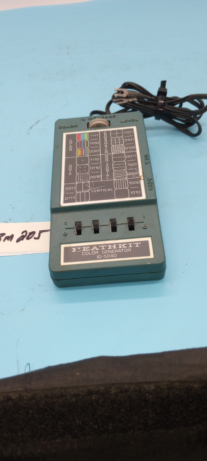 Heathkit Vintage Television Color Generator Bar Crosshatch Dots Lines  IG-5240