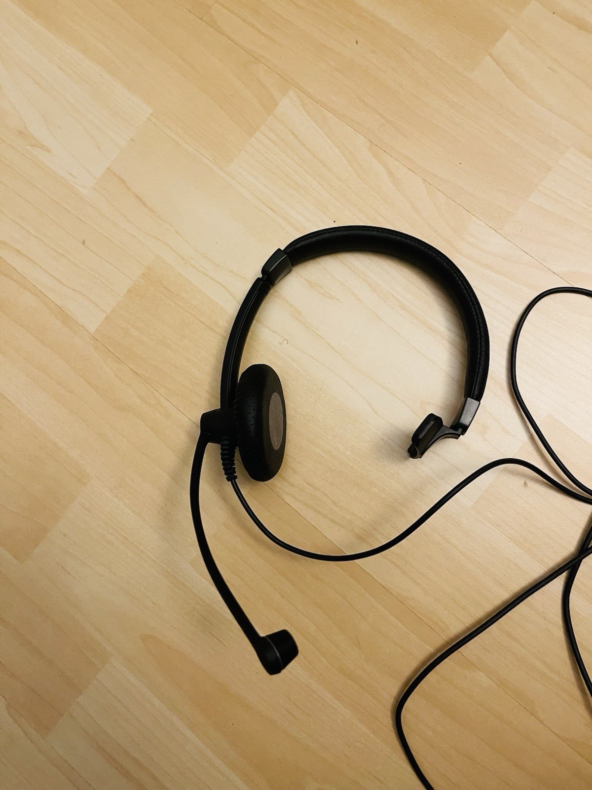Sennheiser Headset, Single-Sided, Wired, USB Connect. Never used- PRISTINE