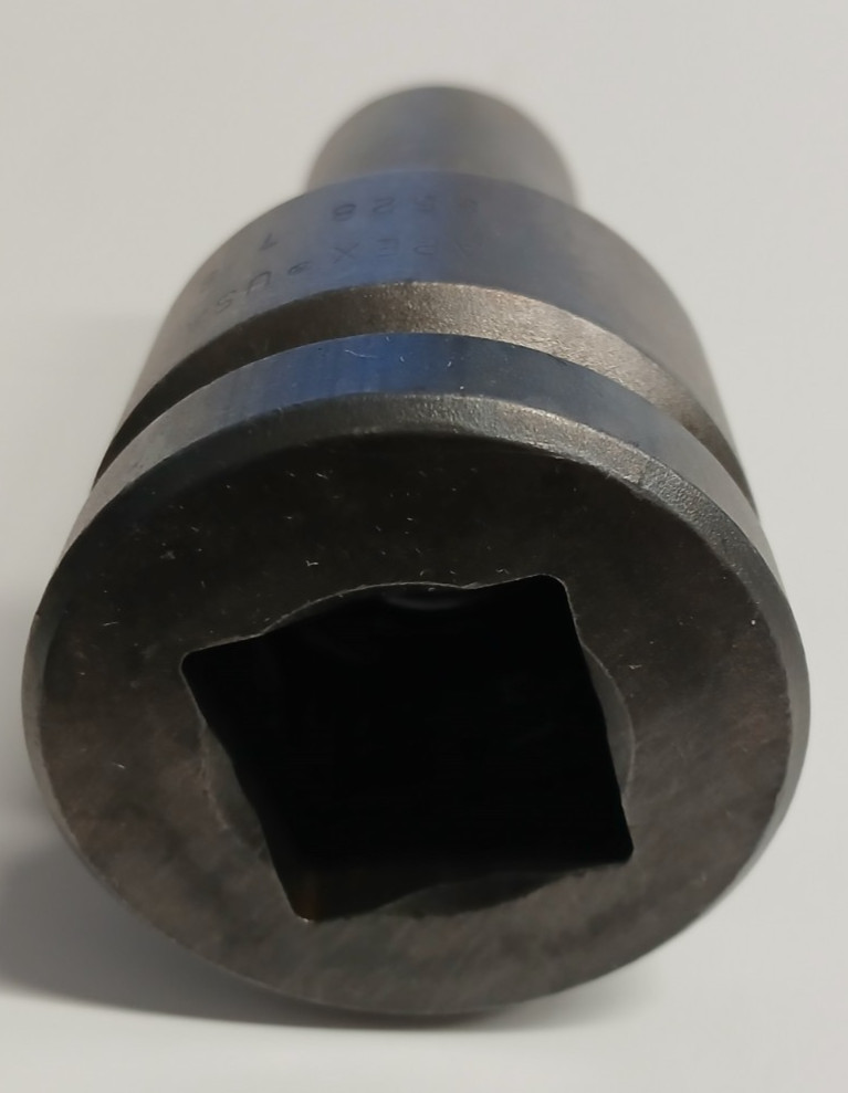 APEX 8528 SOCKET 1 FEMALE SQUARE DRIVE 7/8