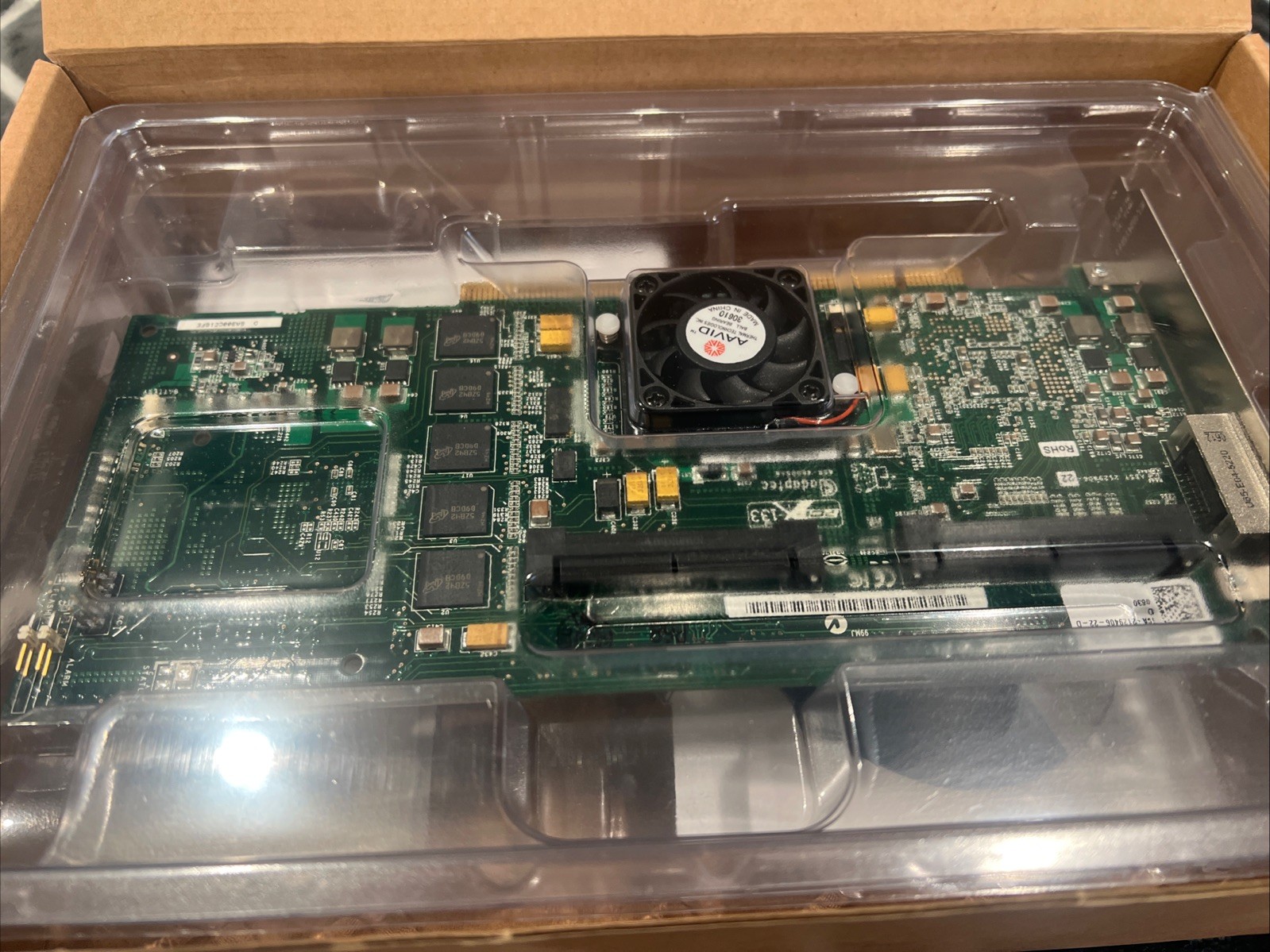 ADAPTEC 2185700-R 4800SAS 256MB ECC DDR SDRAM RAID Controller Card (7BLU151)
