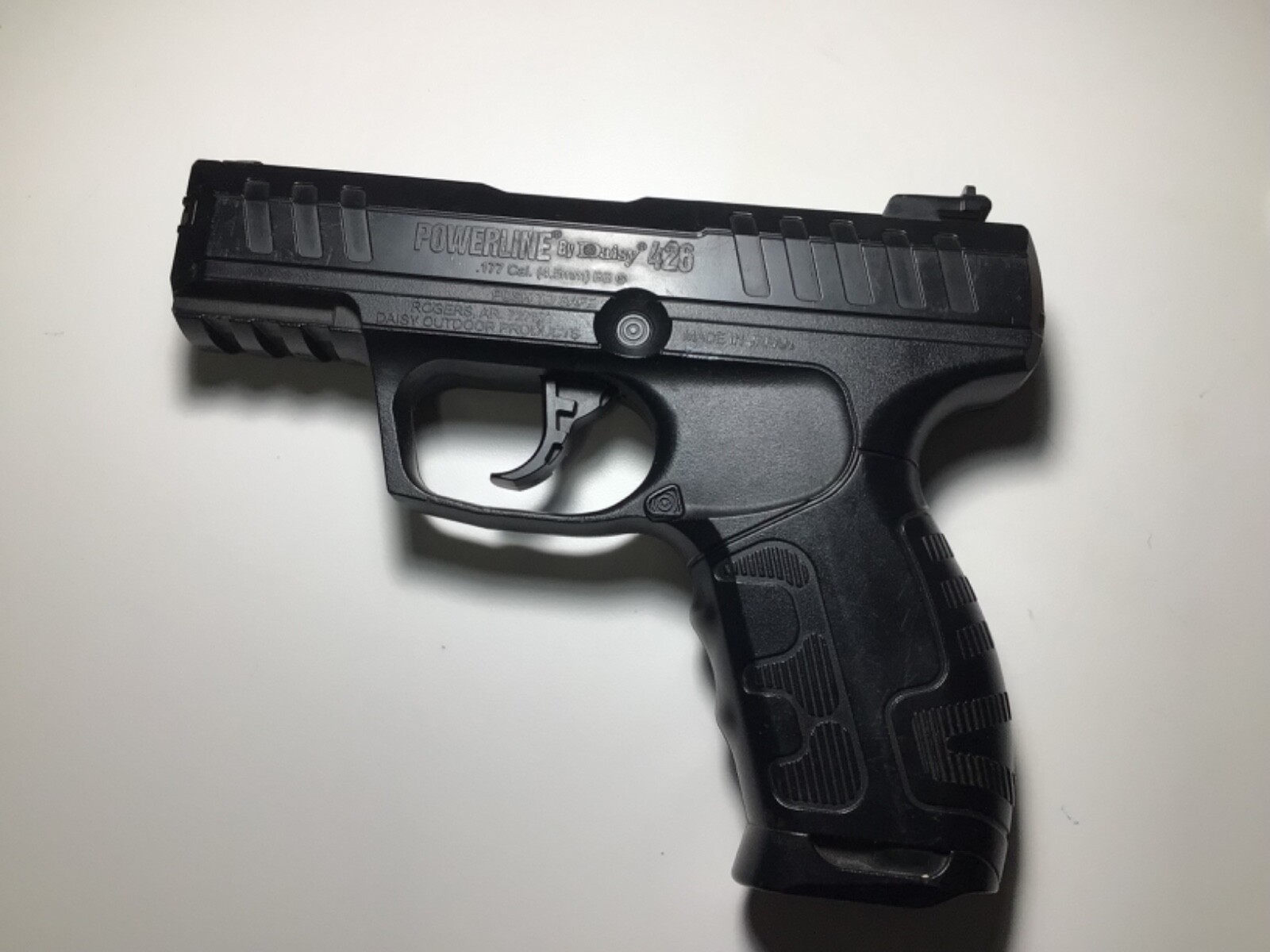Daisy Powerline 426 CO2 semi automatic BB air pistol made in Japan