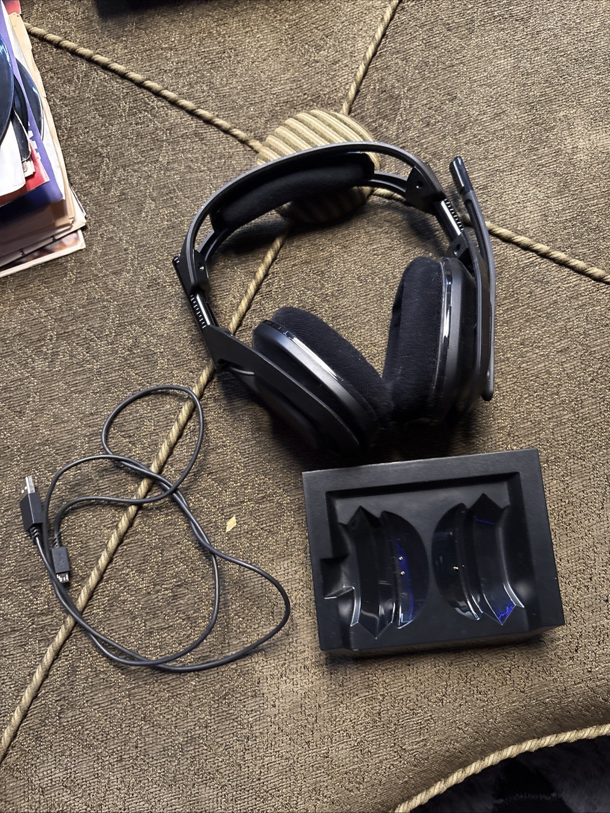 Logitech G Astro A50 Omni-Platform Wireless Headset + Base Station, Black