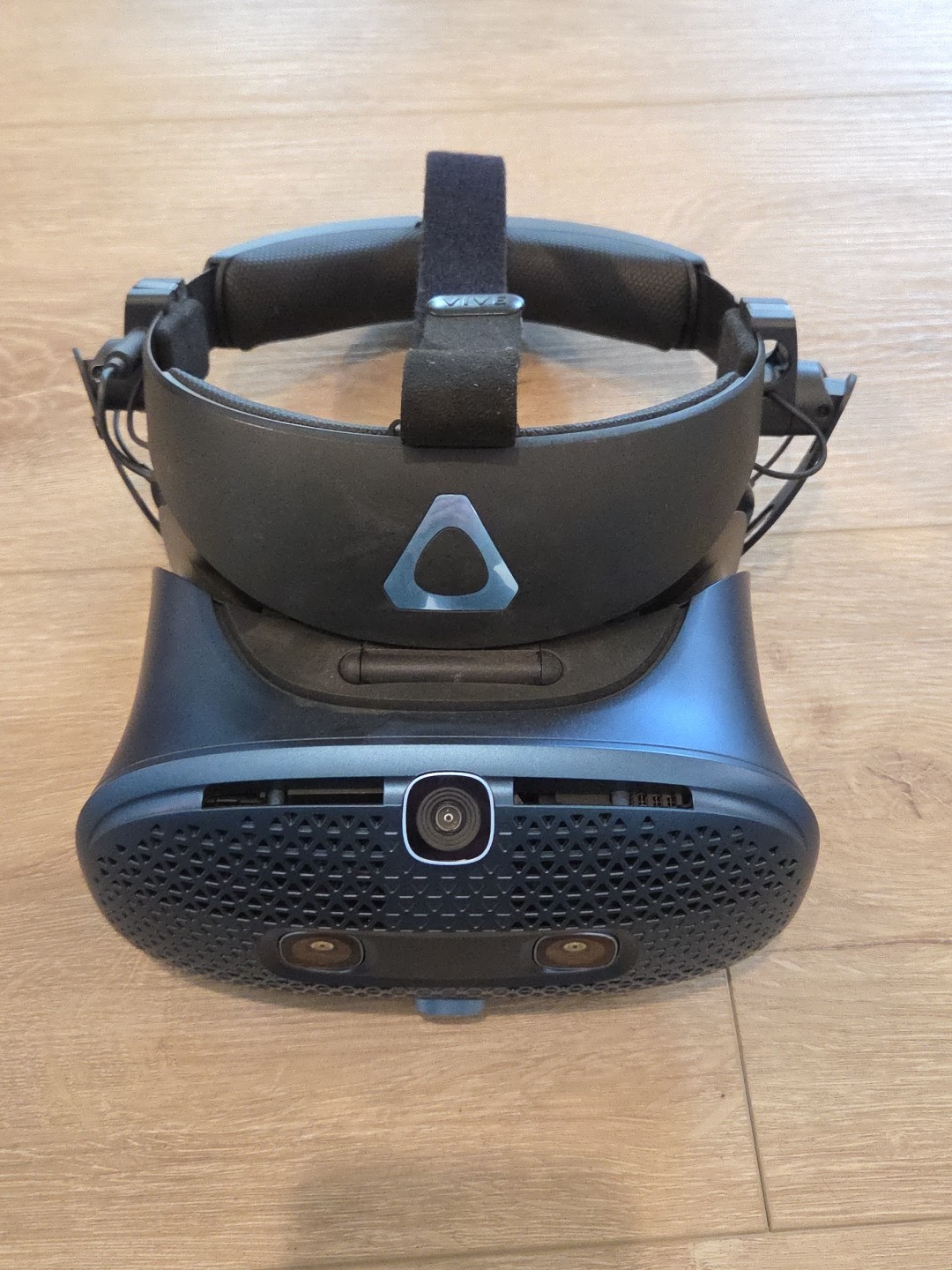 HTC Vive PC VR Headset 2Q2R100