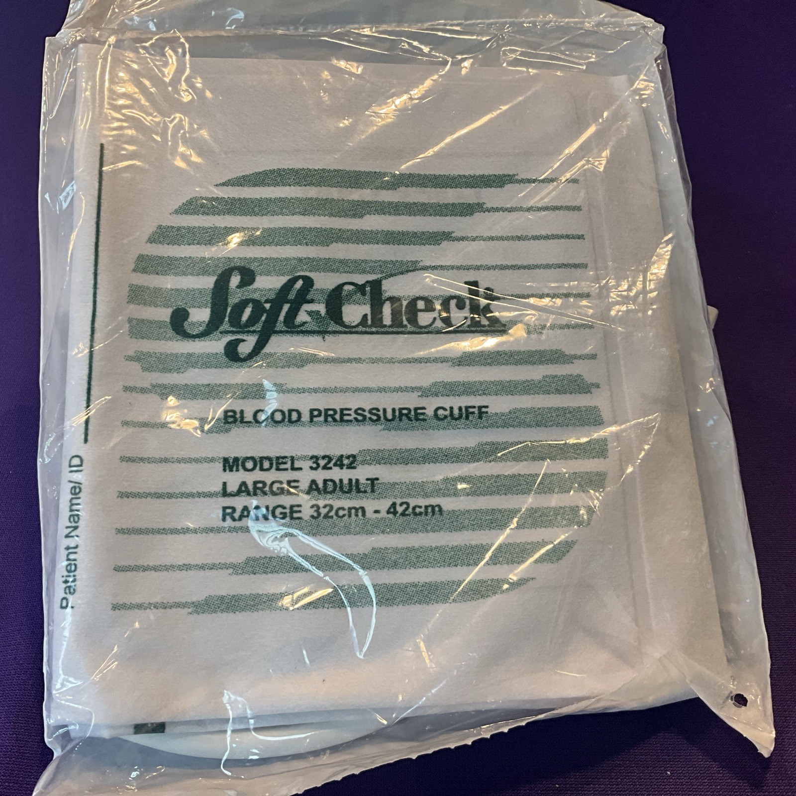 SOFT CHECK (6) BLLOD PRESSURE CUFF #3242. 32-42 CM LARGE ADULT. (J317)