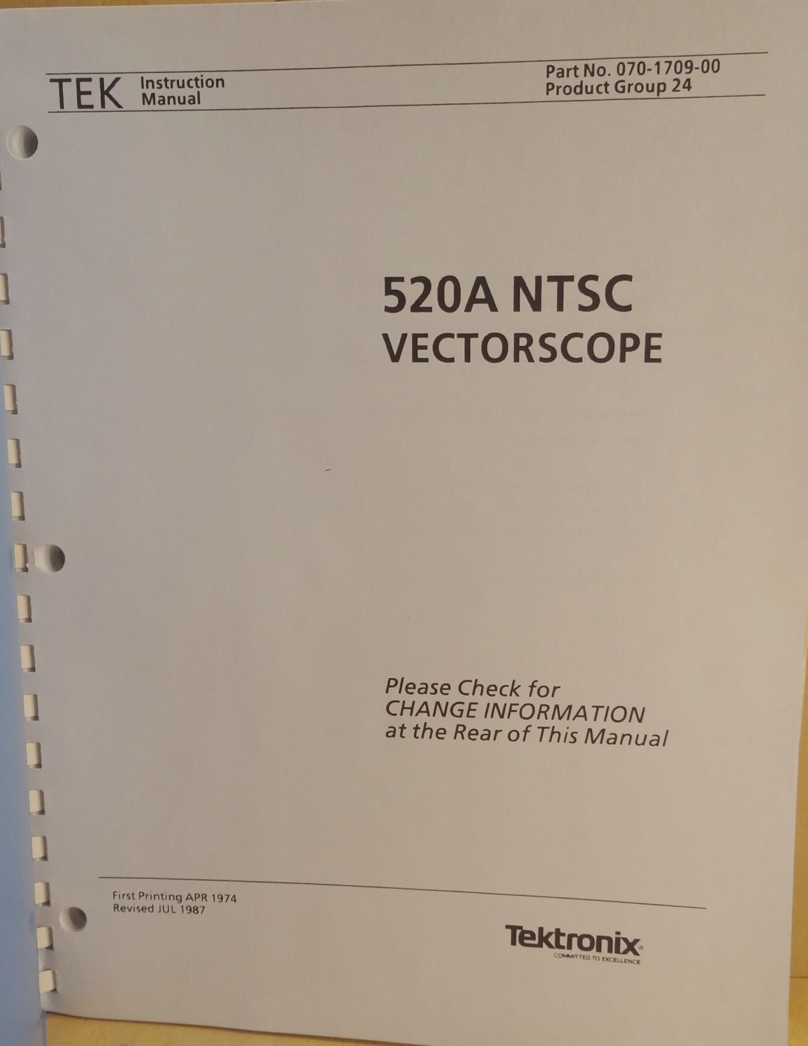 TEKTRONIX 520A NTSC VECTORSCOPE INSTRUCTION MANUAL