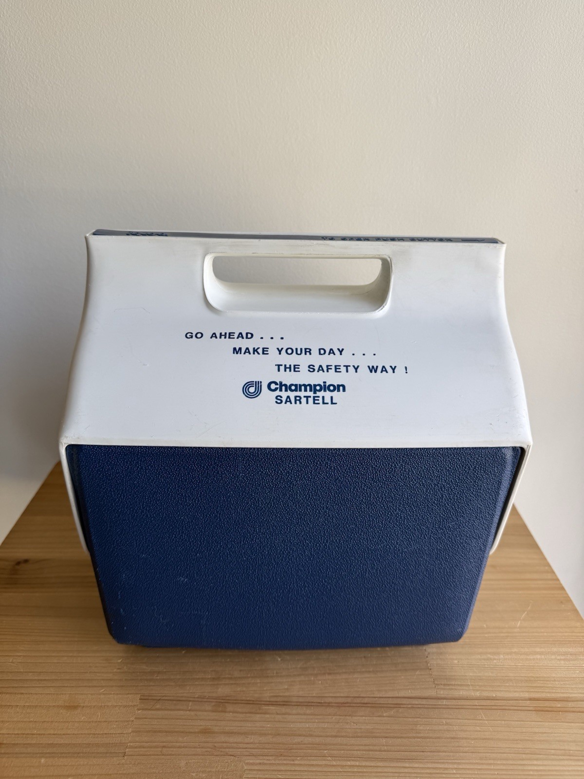 Igloo Cooler Blue/White Medical Advertising Champion Sartell