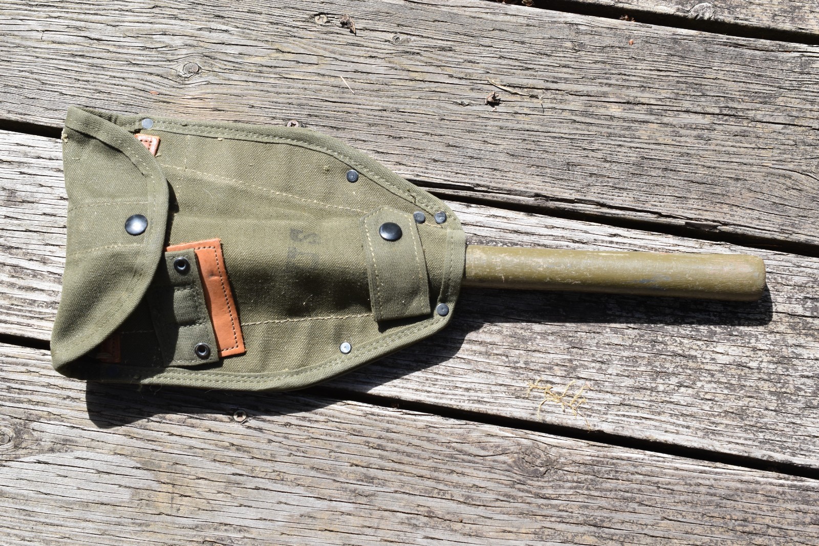Vintage Vietnam M1956 M56 Entrenching Tool US ARMY Folding Shovel with Case