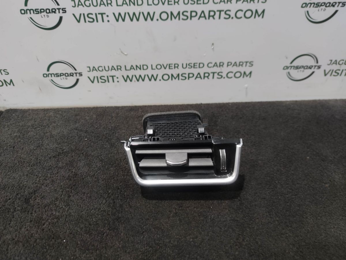 RANGE ROVER EVOQUE L551 FRONT DASH AIR VENT K8D2-018B09