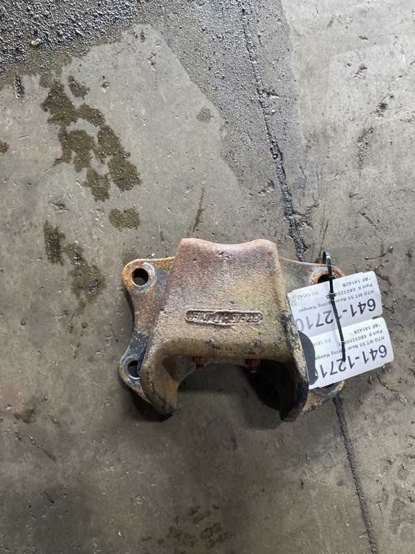 Suspension Bracket 6803250003 for Freightliner MT55 (641-12689)