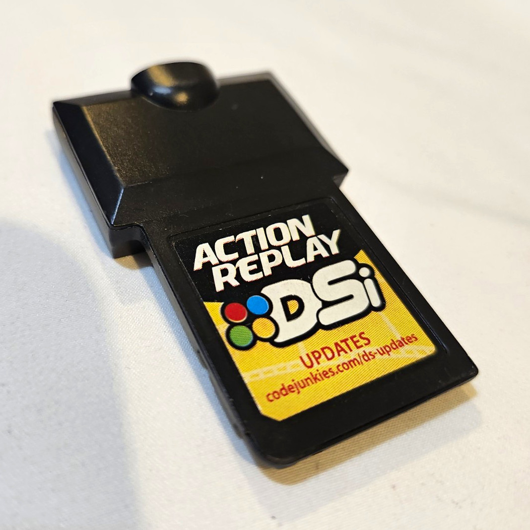 Action Replay DSi Updates Cheat Code Cartridge Device for Nintendo DSi