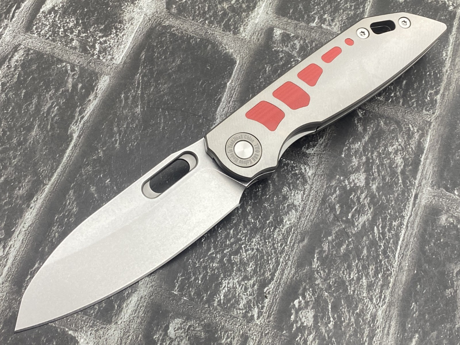 TwoSun TS415-D2-Sand Folding Knife D2 Blade Titanium Handle Camping Pocket Knife