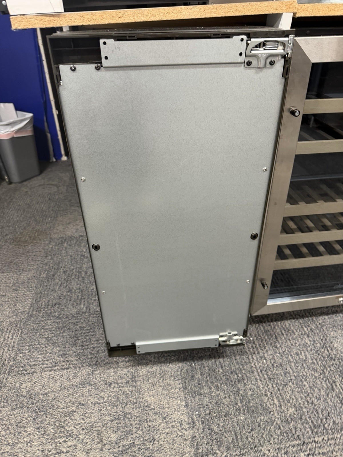 GE Profile 15" Panel Ready Under Counter Ice Maker 50LBS  Nugget Ice UNC15NPWCII