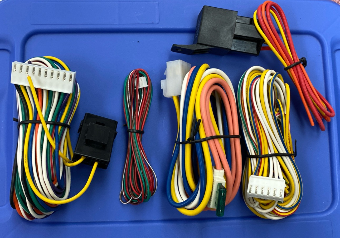 NEW DesignTech NJQ520BFA Two-Way Remote Car Starter WIRING ONLY!