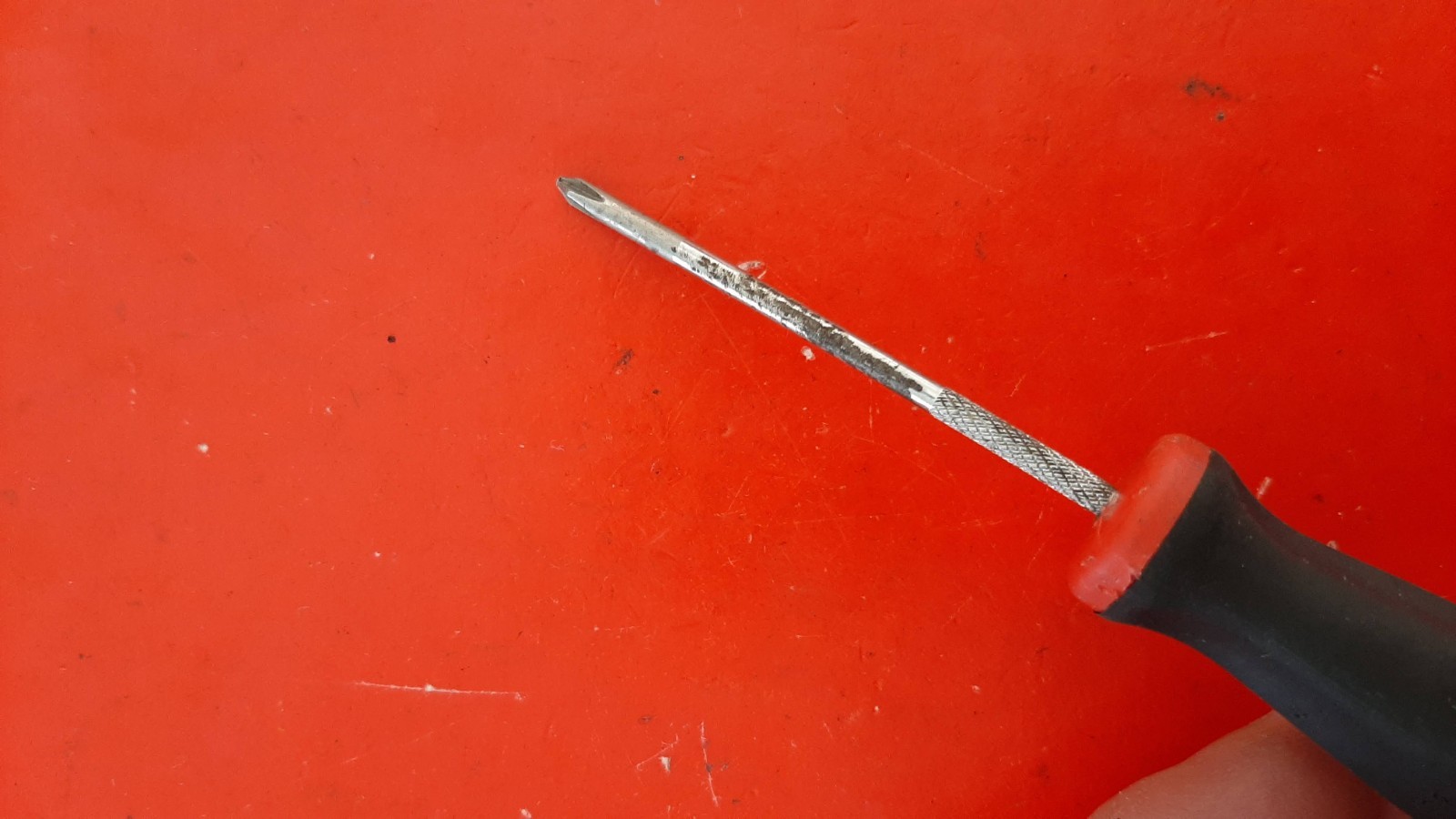 Snap-on Tools SGDP300A #0 Phillips Screwdriver Red Soft Grip Handle Engraved