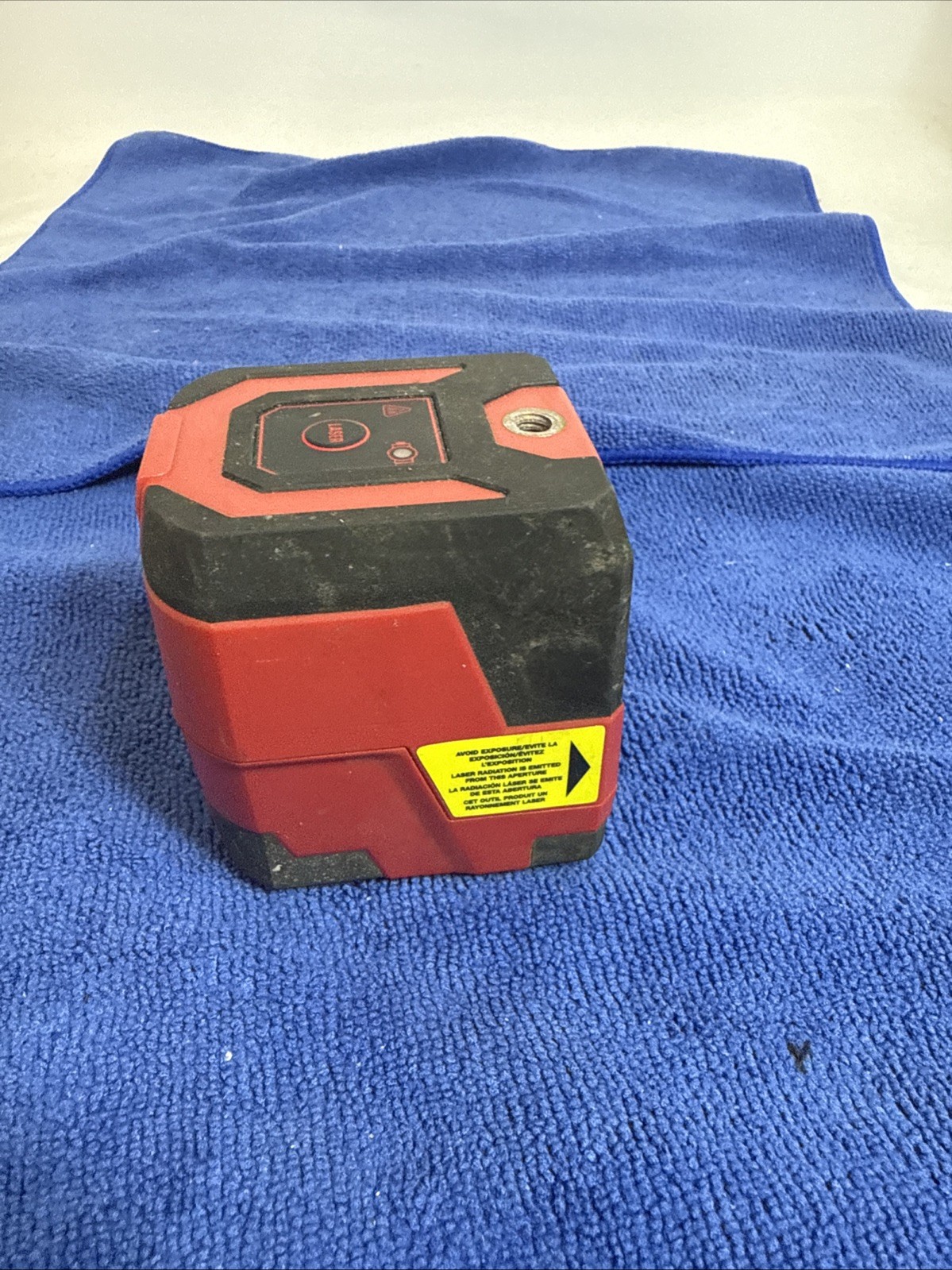 SKIL 50ft Red Cross Line Laser, Self Leveling, USB Charging - Laser UNIT ONLY!